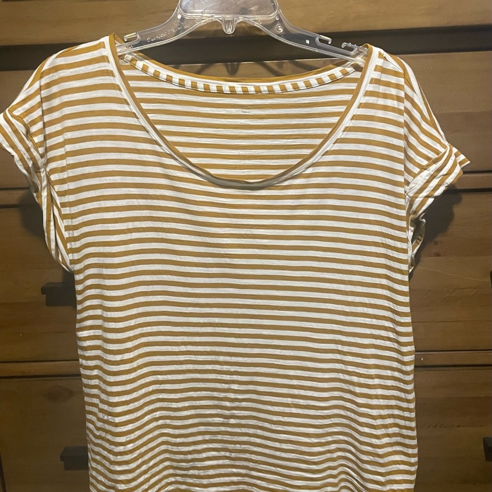 Garnet Hill Mustard and White Striped Short Sleeve Tee